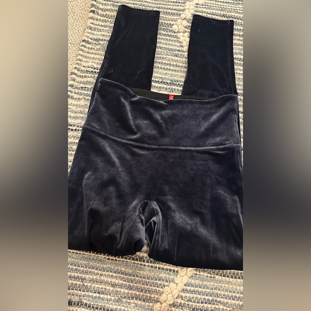 SPANX Midnight Blue Velvet Leggings, sz M